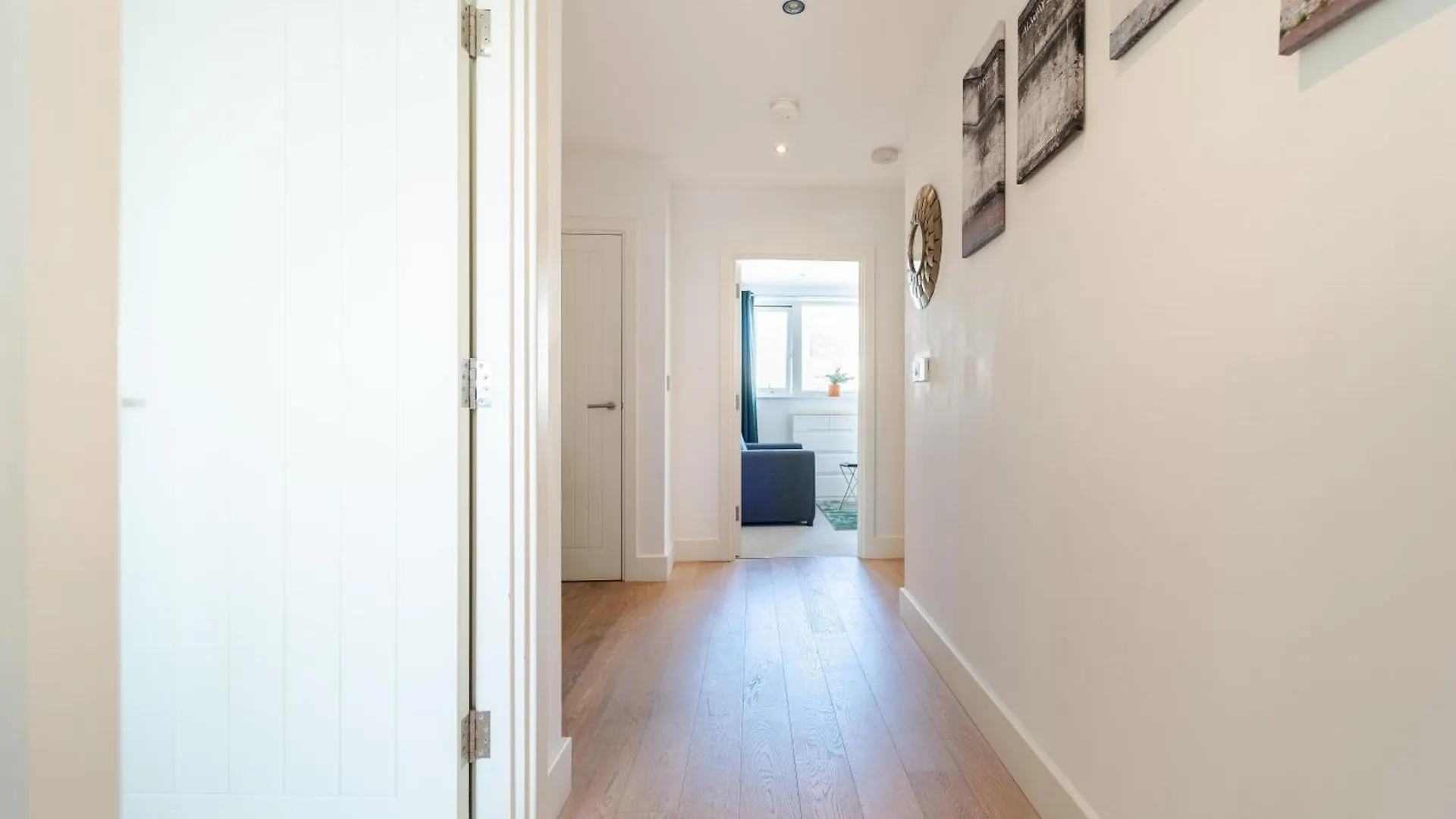 Greenwich Station Suite: Luxury 2-Bed with PlayStation London 0*,  United Kingdom
